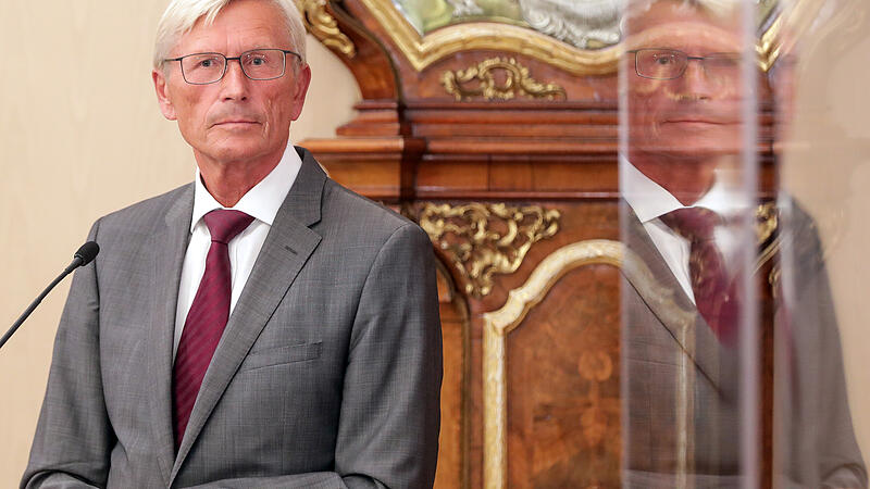Landespresse-Chef Gerhard Hasenöhrl geht in Pension