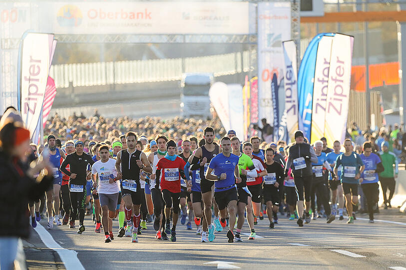Eine Stadt auf den Beinen: Die besten Bilder vom Linz-Marathon